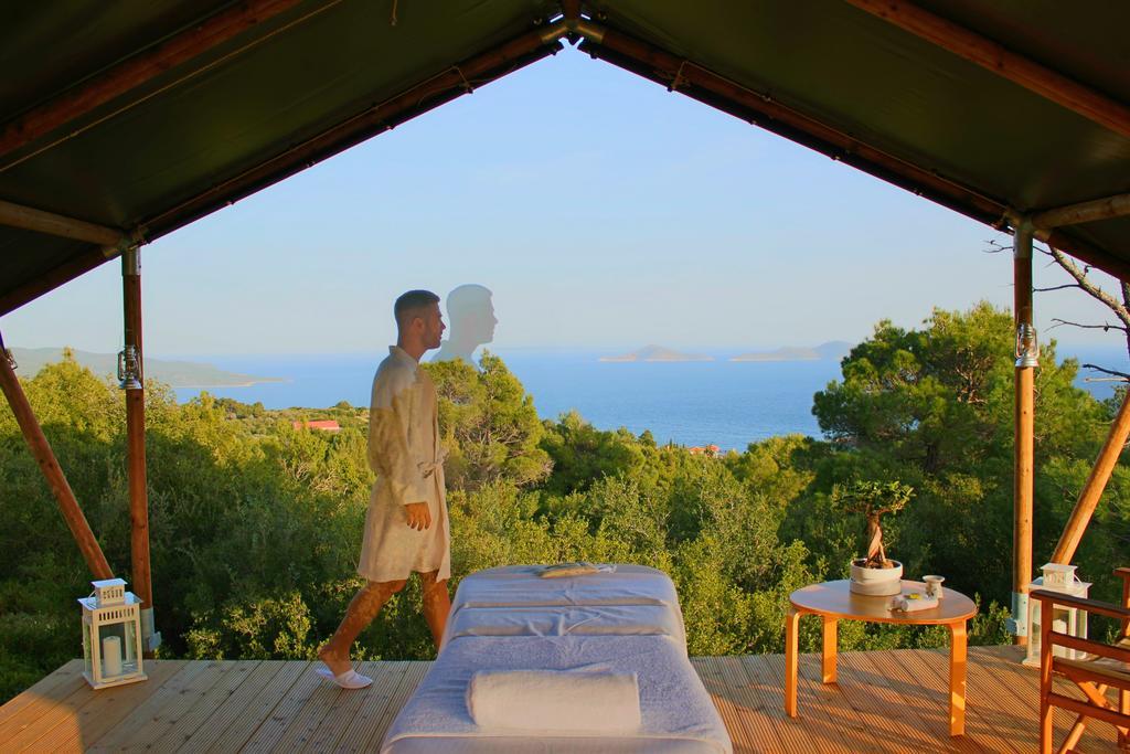 The Infinity 180 Luxury Suites Milia Exteriör bild