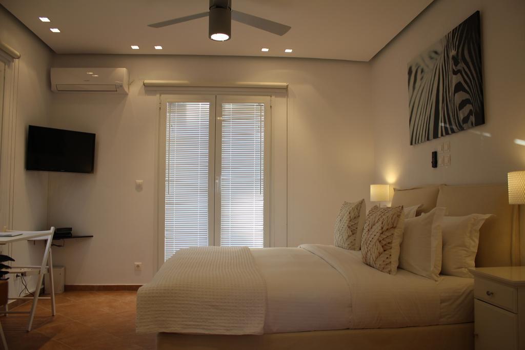 The Infinity 180 Luxury Suites Milia Exteriör bild