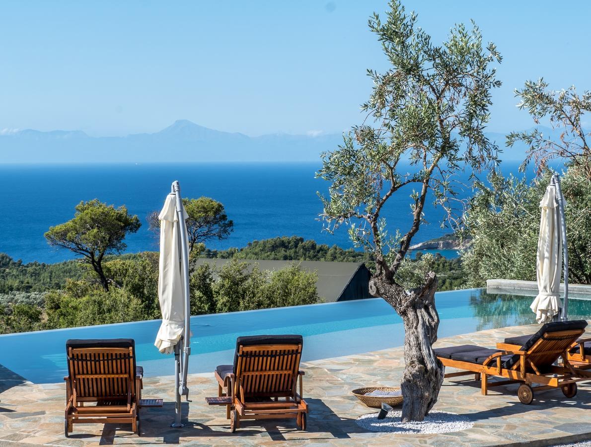 The Infinity 180 Luxury Suites Milia Exteriör bild